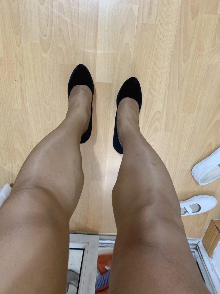 咖啡色丝袜搭配20cm恨天高整体效果 / Overall brown stockings with 20cm platform heels