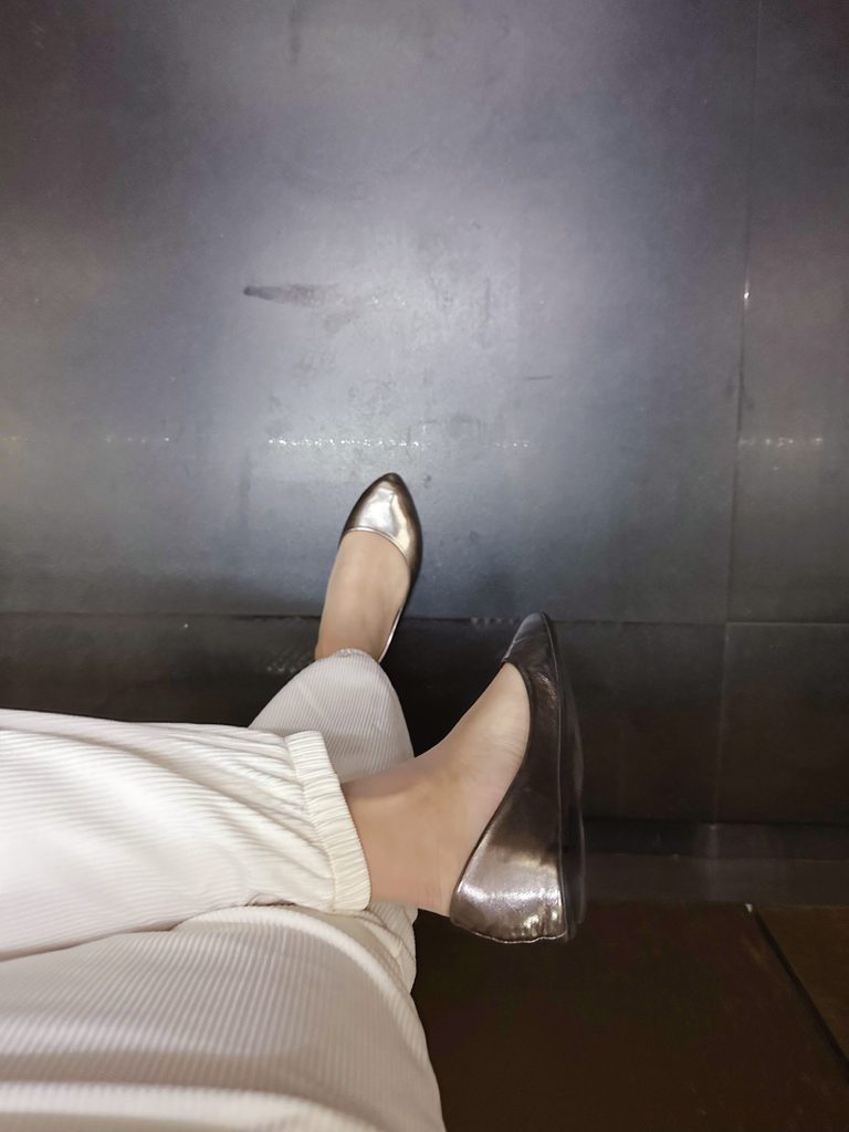泰国旅行中的浅口平底鞋 / Ballet flats during a Thailand trip