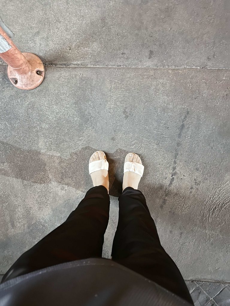 泰国街头的平底鞋穿搭 / Flats outfit on the streets of Thailand