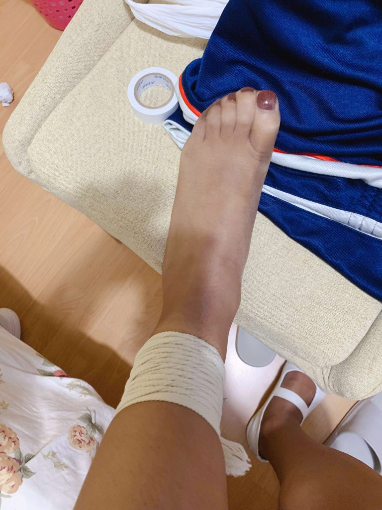 绳索捆绑左腿不同角度 / Left leg rope bondage from another angle
